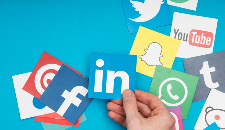 Style, substance and social media Style, substance and social media