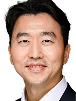 Christopher Kim